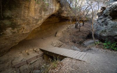 Dripping Cave Trail: Secret Hideout for Robbers in 1800s